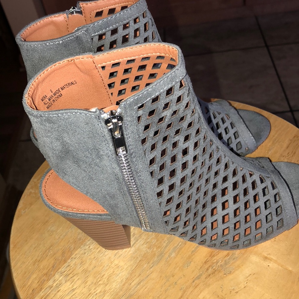 Grayish blue heels